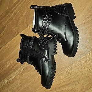 Mix No. 6 Toddler Boots Size 8
